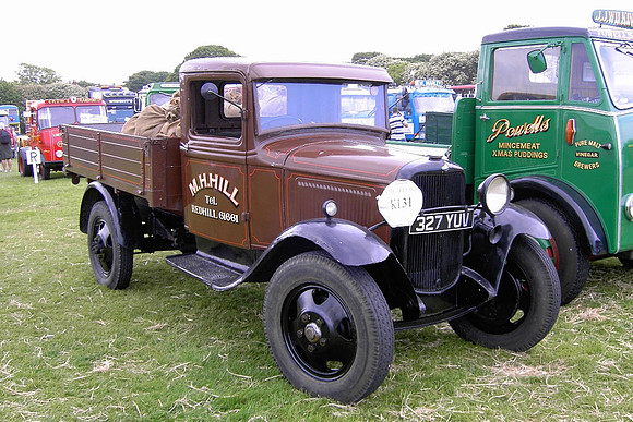 1935 Ford BB 327YUV