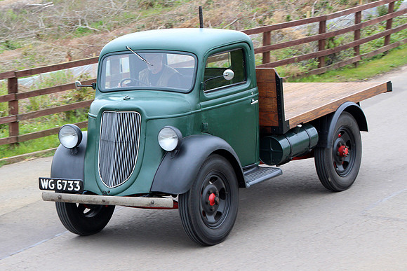1937 Fordson 61 25cwt WG6733
