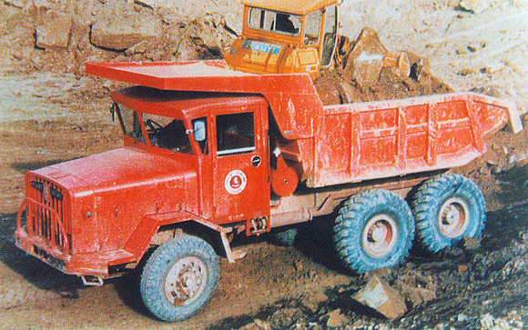 Aveling-Barford 690 Dumptruk