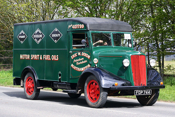 1945 Morris-Commercial CV 30cwt FOP744