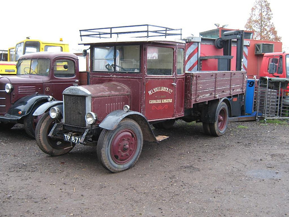 1930 Dennis TP8719
