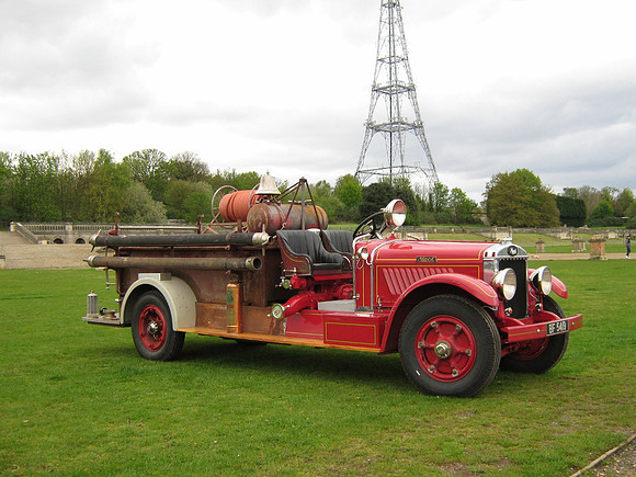 1930 Mack BB BF5419