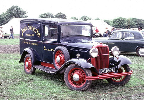 1932 Ford B CV8494