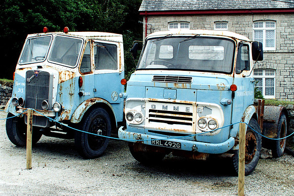 1969 Commer CB RRL492G
