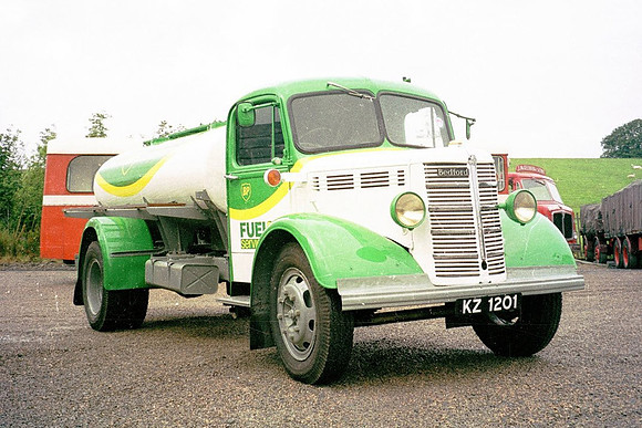 Bedford OL KZ1201