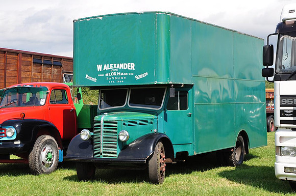 Bedford O removals van