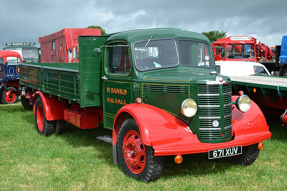 1952 Bedford OLD 671XUV