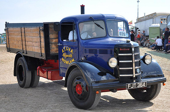 1940 Bedford OL FJT364