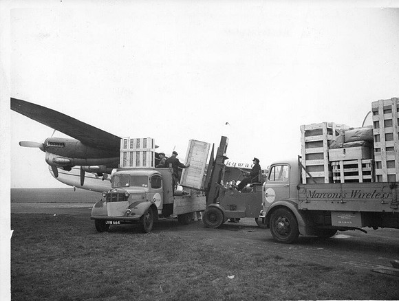 Austin K2 & Commer to Avro York (1)