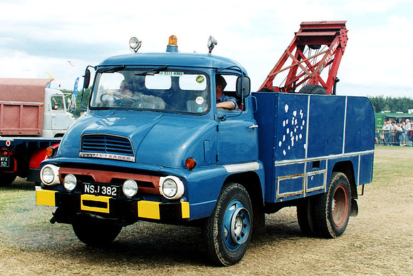 thames_traderfc15b nsj382 1_gc