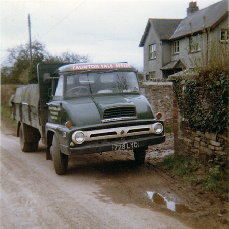 1961 Thames Trader 728LYC