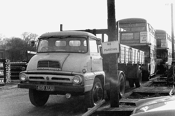 thames_traderfc15b 408auu 1190F 1_pe