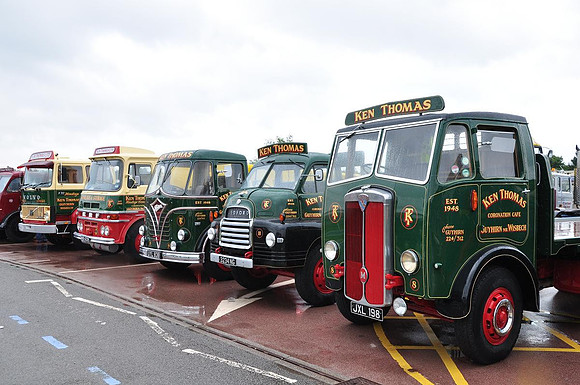 Ken Thomas display