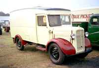 1955 Commer Q25 HBN942
