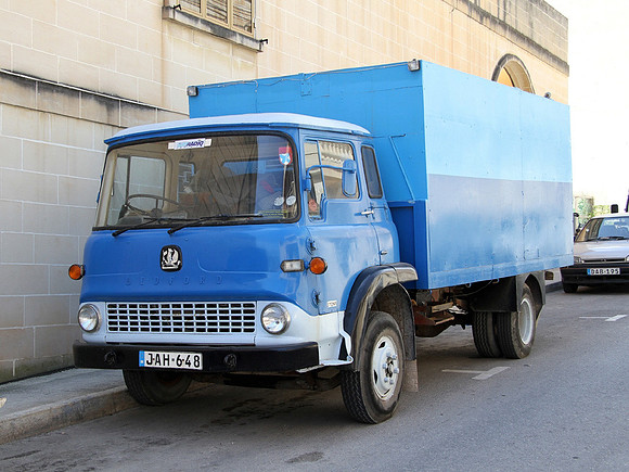 Bedford TK JAH648