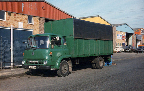 1976 Bedford TK LMY204P