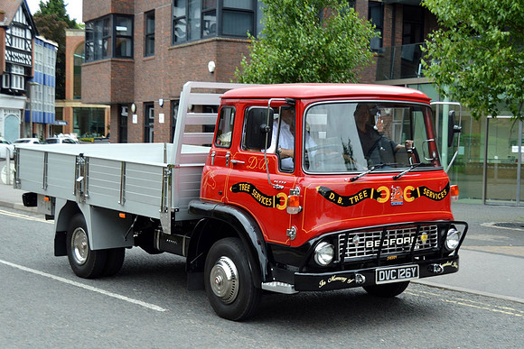 Bedford TK DVC126Y