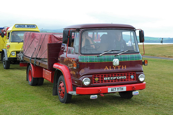 Bedford TK A17YTH