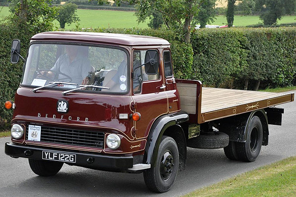 1969 Bedford TK YLF122G