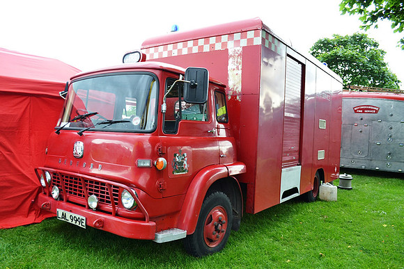 1967 Bedford TK LAL999E