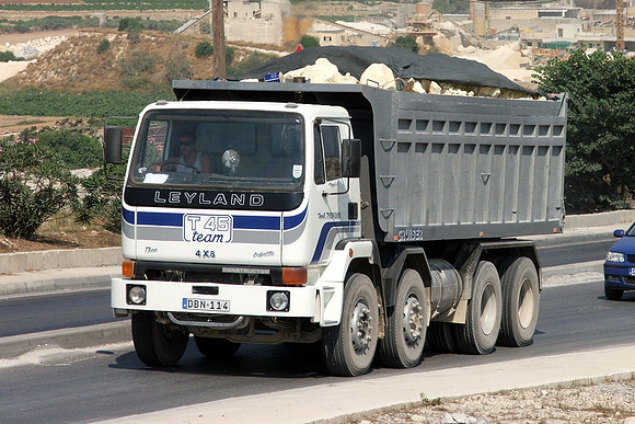 leyland_constructor8z_qm dbn114 1_ps