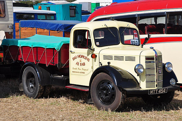 1950 Bedford MTT454
