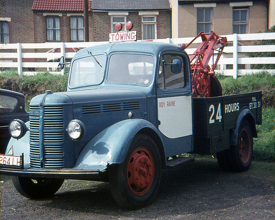 Bedford M 264LH