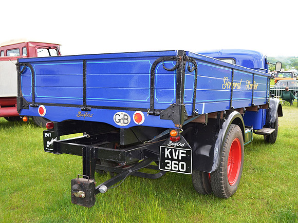 1947 Bedford MLD KVF360