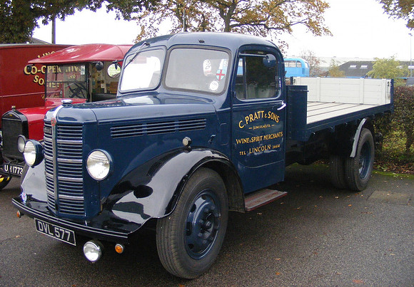 1949 Bedford ML DVL577