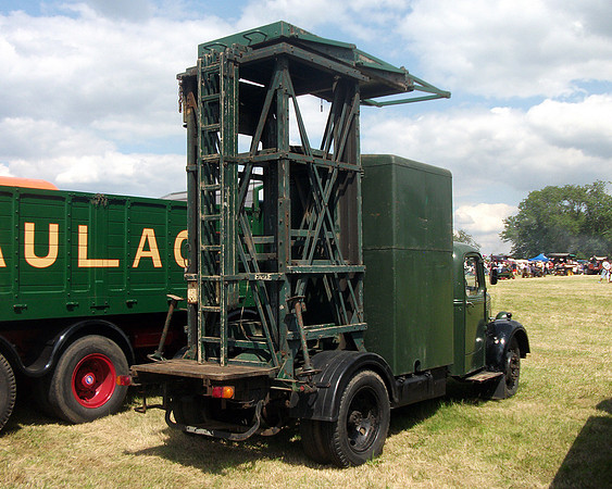 1950 Bedford MLC FNJ645