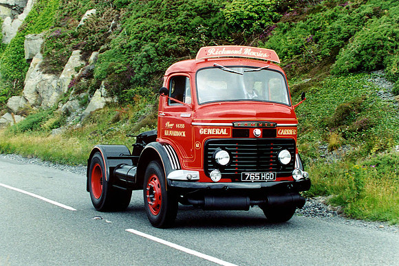 Commer QX Mk IV 765HGD