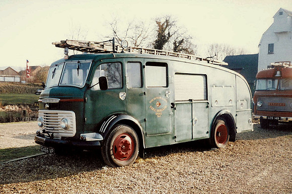 1960 Commer QX Mk IV 6466VP