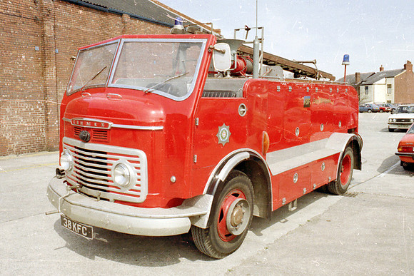 Commer QX Mk IV 38KFC