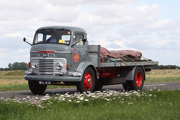 1958 Commer QX Mk IV NTL574