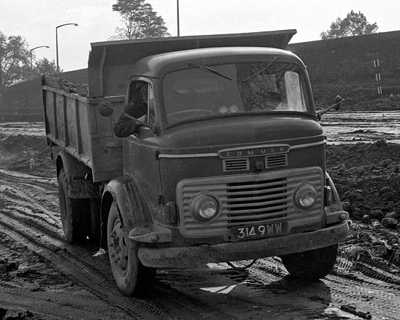 1960 Commer QX Mk IV 3149WW