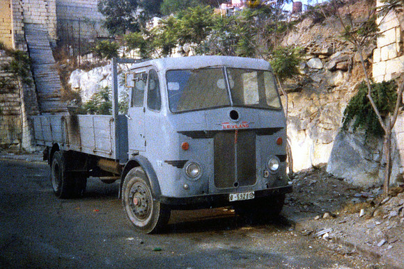 leyland_beaver3qm 05928 1_jh