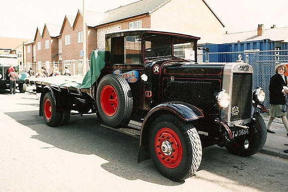 leyland_beaver1-33a tj3664 2_pr