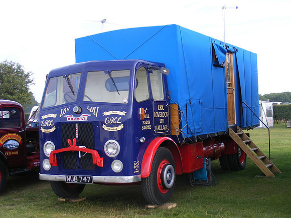 1950 Leyland Beaver NUB747