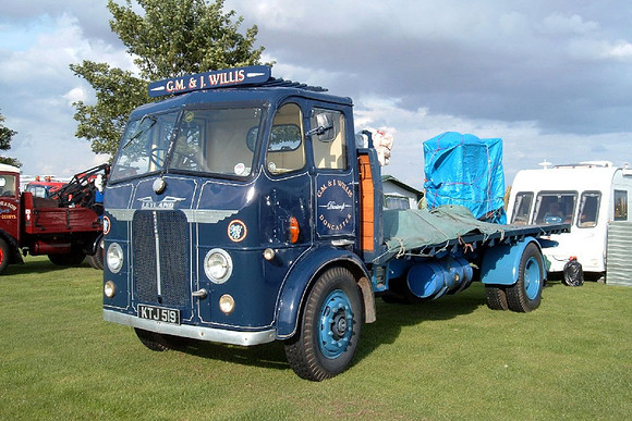 leyland_beaver3a ktj519 1_pp