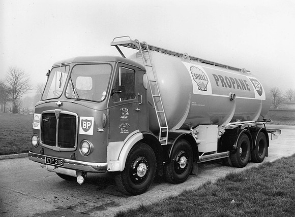 AEC negative 21624 - XYP286 - AEC Mammoth Major - Shell Mex & BP