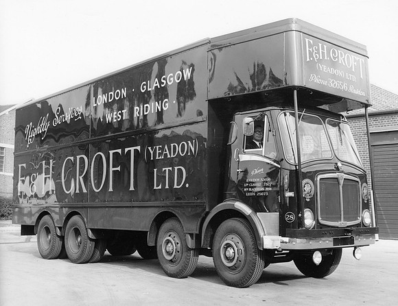 AEC negative 24032 - no registration - AEC Mammoth Major - F&H Croft 28