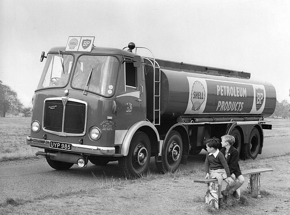 AEC negative 19230 - UYP985 - AEC Mammoth Major - Shell Mex & BP