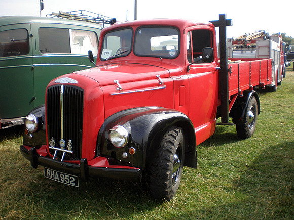 1951 Morris-Commercial LC4 RHA952