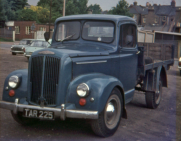 1954 Morris-Commercial LC5 TAR225