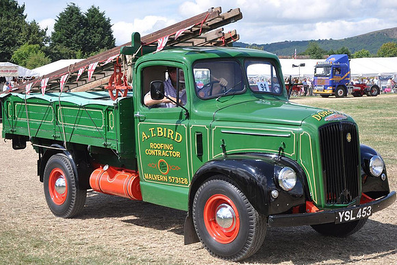 1957 Morris-Commercial LC5 YSL453