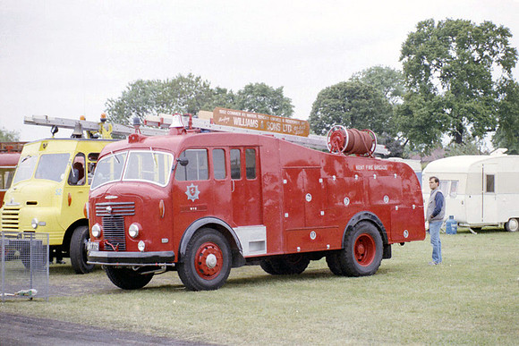 1952 Commer QX OKT772
