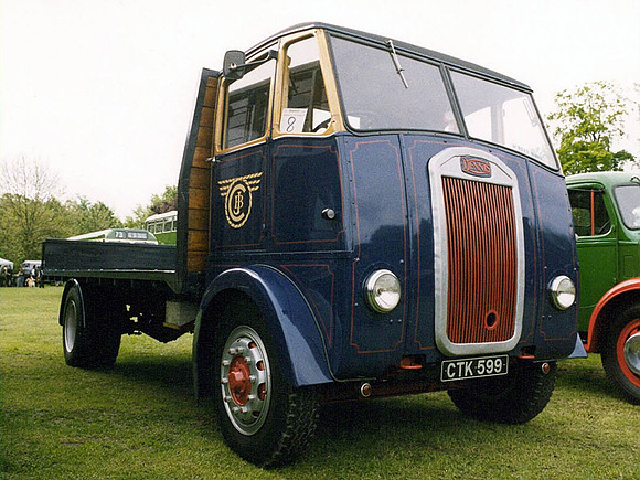 1946 Dennis Max CTK599