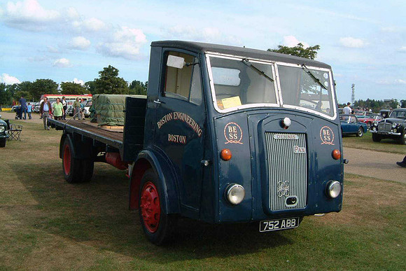 dennis_pax2b 752abb 1_rh