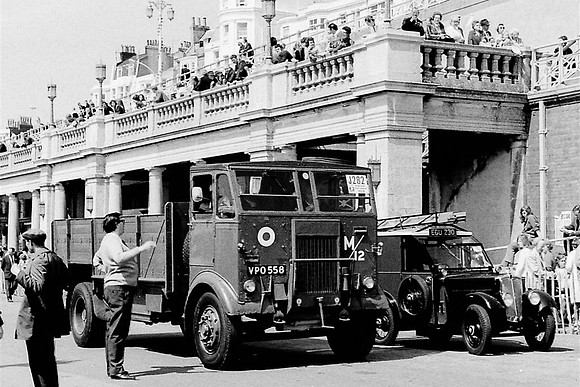 1939 Dennis Max VPO558