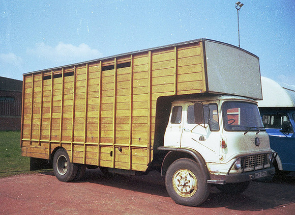 1971 Bedford TK BKT757K